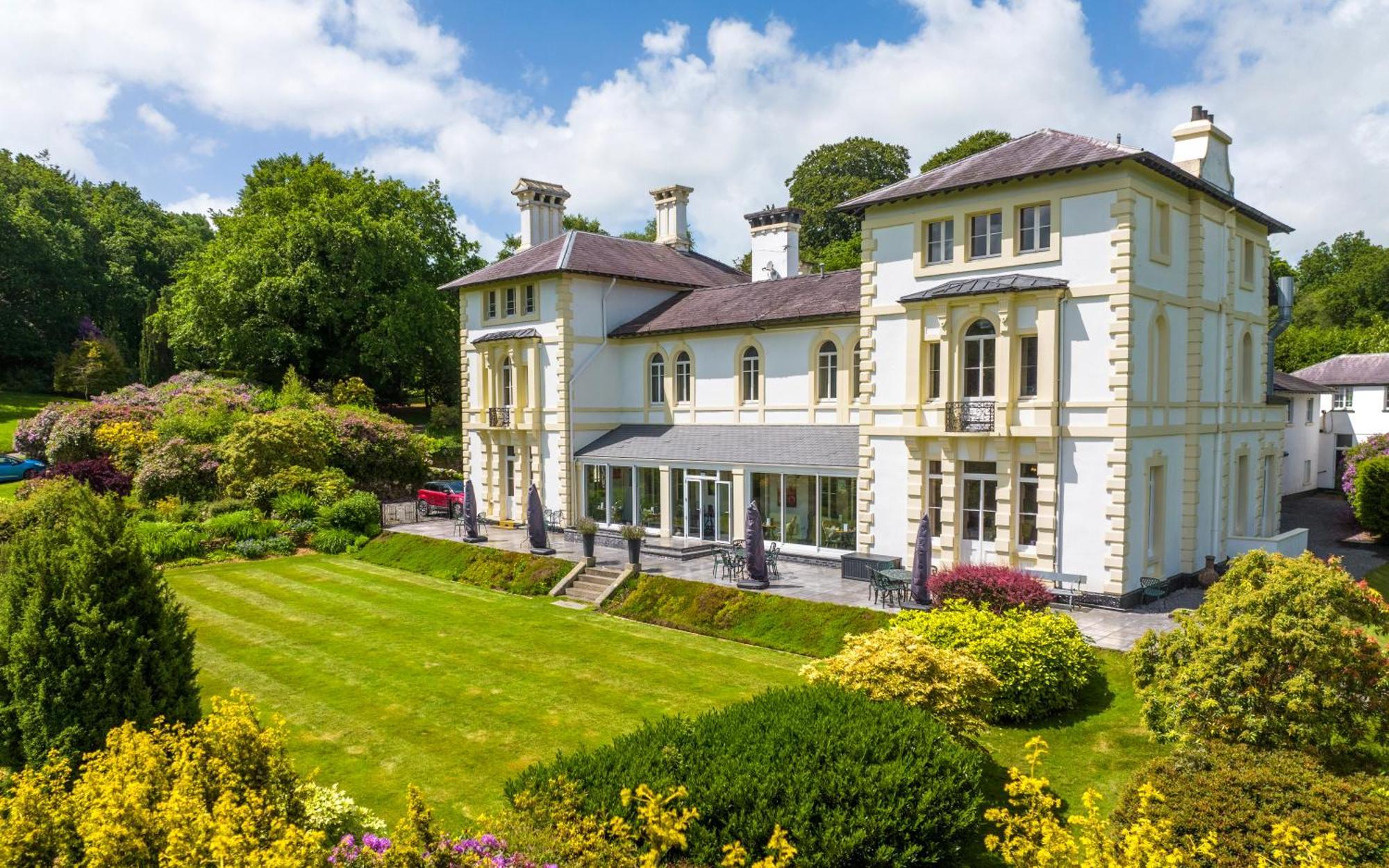 The Falcondale At 람피터 외부 사진